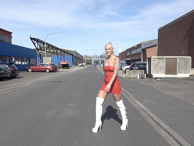 Lara CumKitten Porno Video: Beim 3er ZERfi**T und mit sper*A VERSCHMIERT | Verhurtes STIEFEL fi**STÜCK gebucht